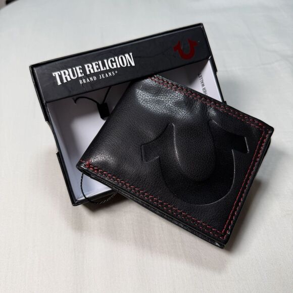 NWT True Religion Genuine Leather Bifold Billfold Wallet Black RFID Protection - Picture 1 of 12